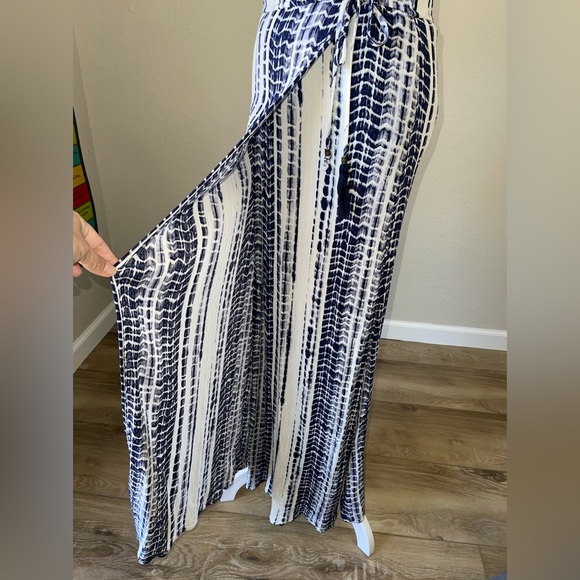 LIKE NEW KNOX ROSE EMBROIDERED TIE DYE MAXI DRESS - Picture 6 of 11